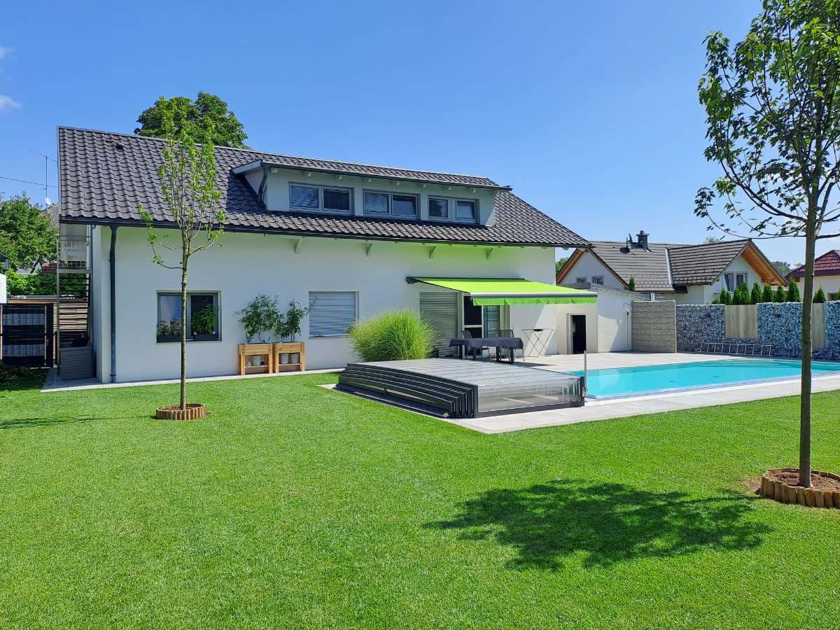 Wohnjuwel mit traumhaftem Garten-Resort